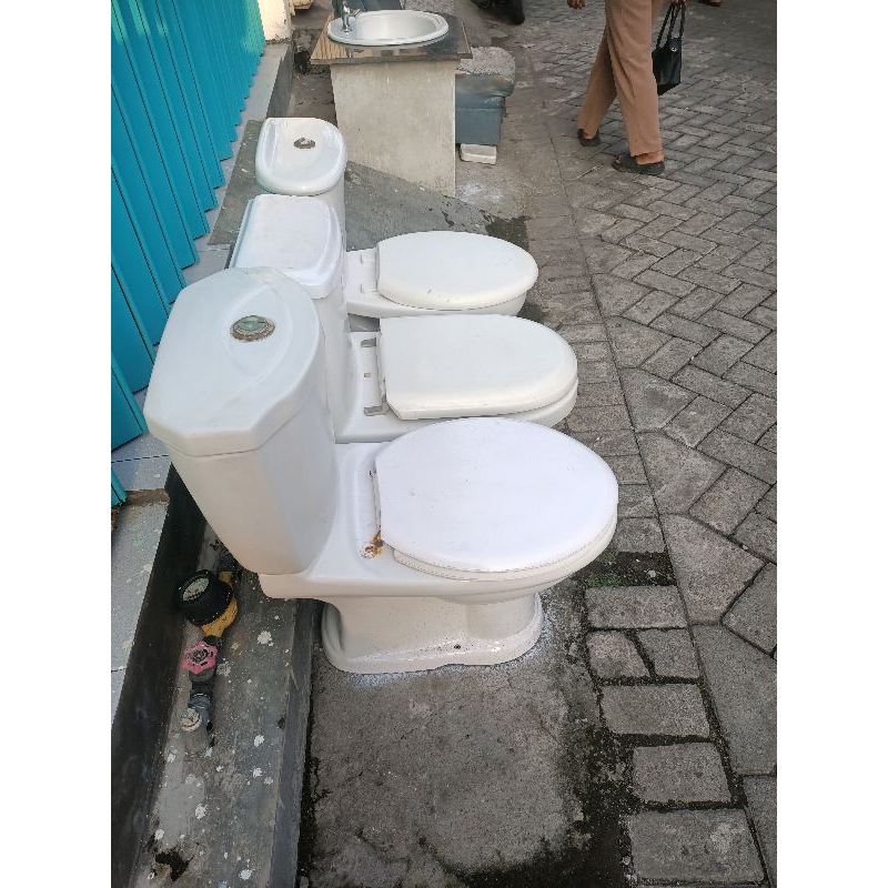 closet duduk bekas seperti baru manual dan otomatis