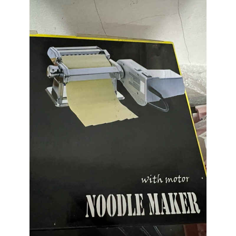 preloved signora noodle maker with motor