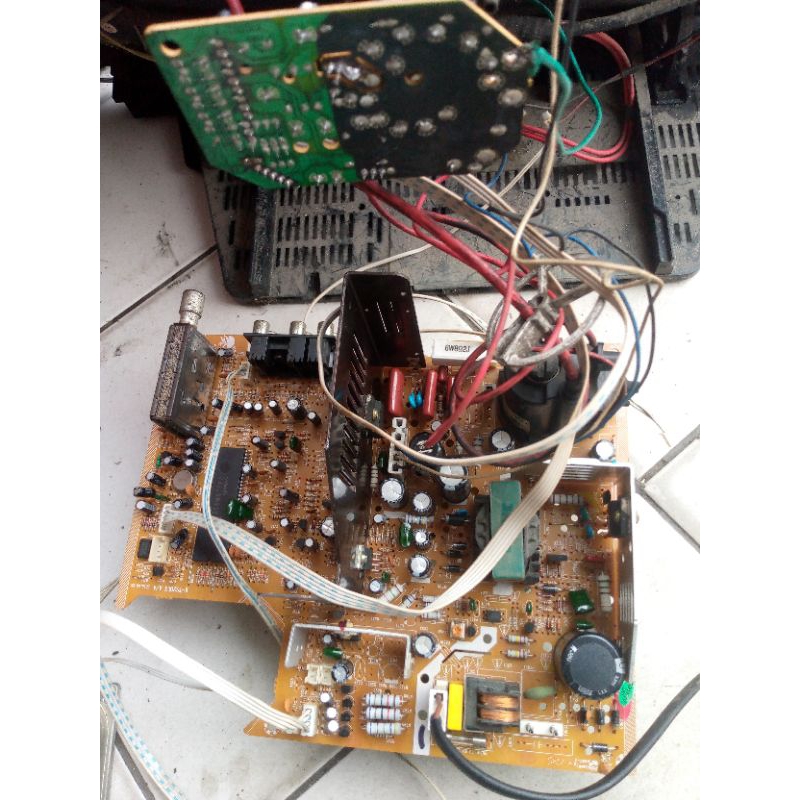 Mesin TV tabung slim 21inc merk cina mitochiba.normal