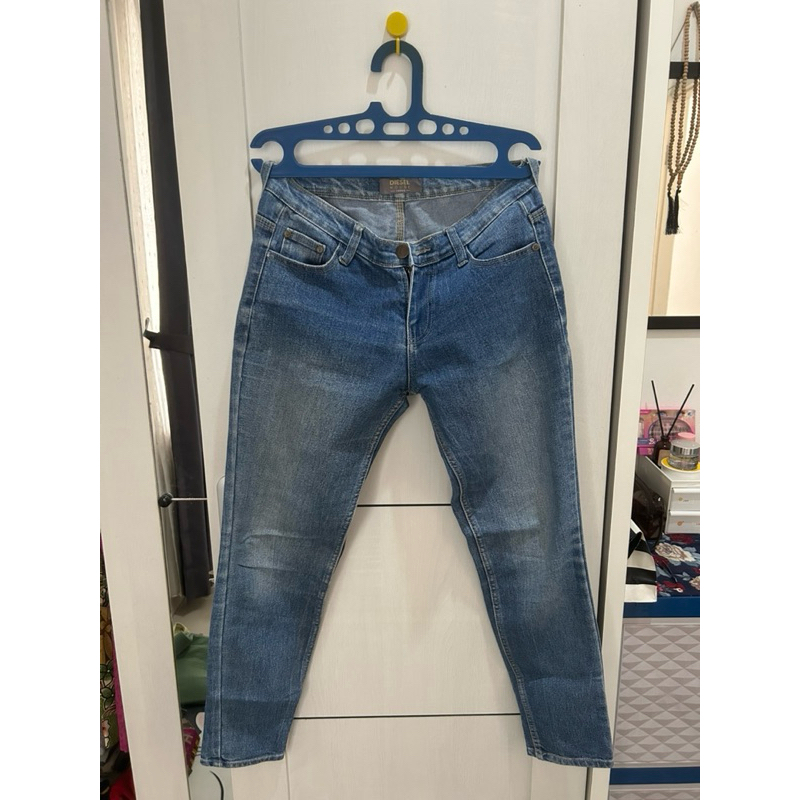 [ PRELOVED ] Jeans Diesel Size M/29 + Free Baju
