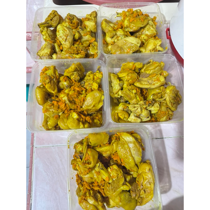 

Ayam goreng kunyit ungkep