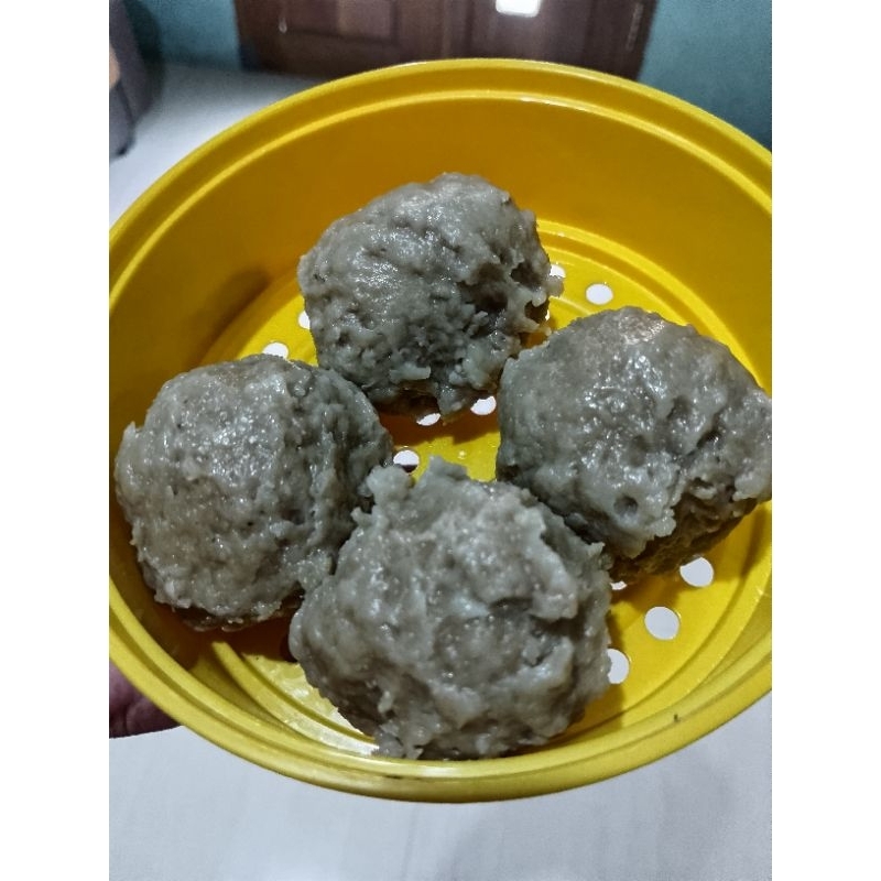 

BASO SAPI AYAM FRESH UKURAN JUMBO DAN SEDANG RASA ENAK