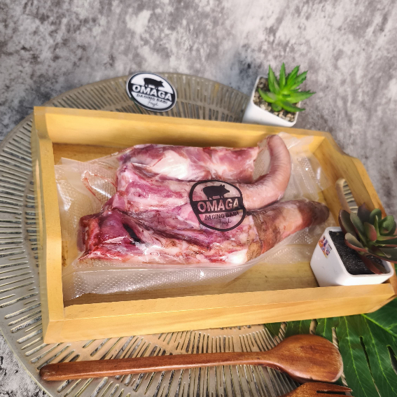 

Buntut Babi / Ekor Babi / Liongkut 500 gram - Vacuum Pack