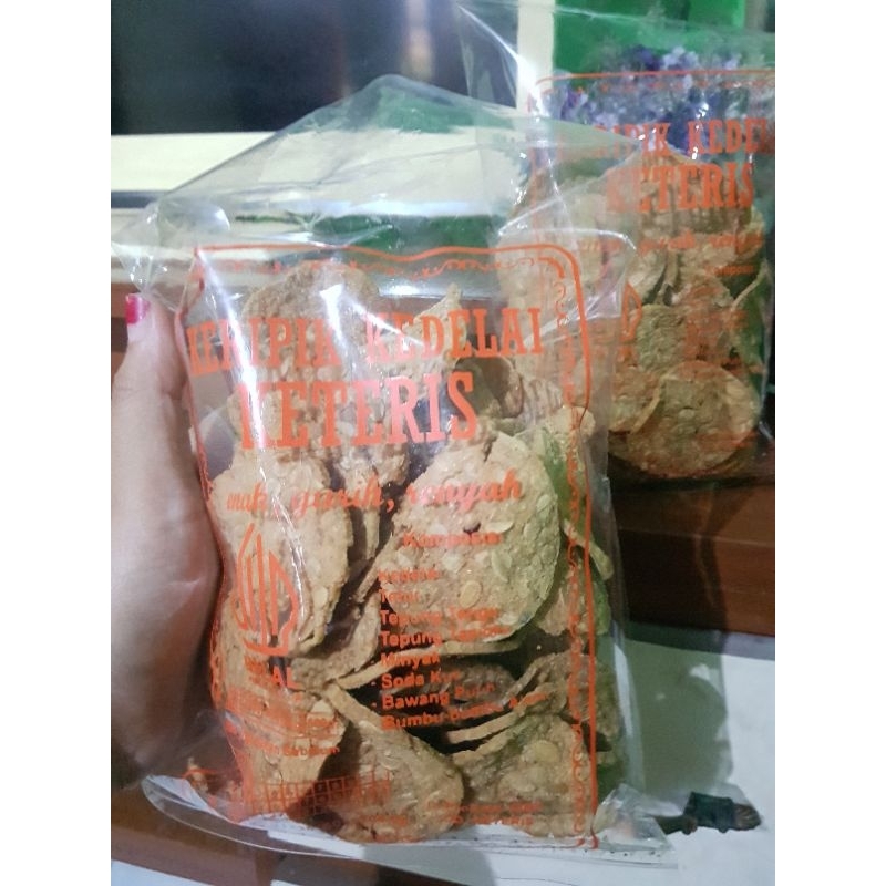 

Keripik Kedelai