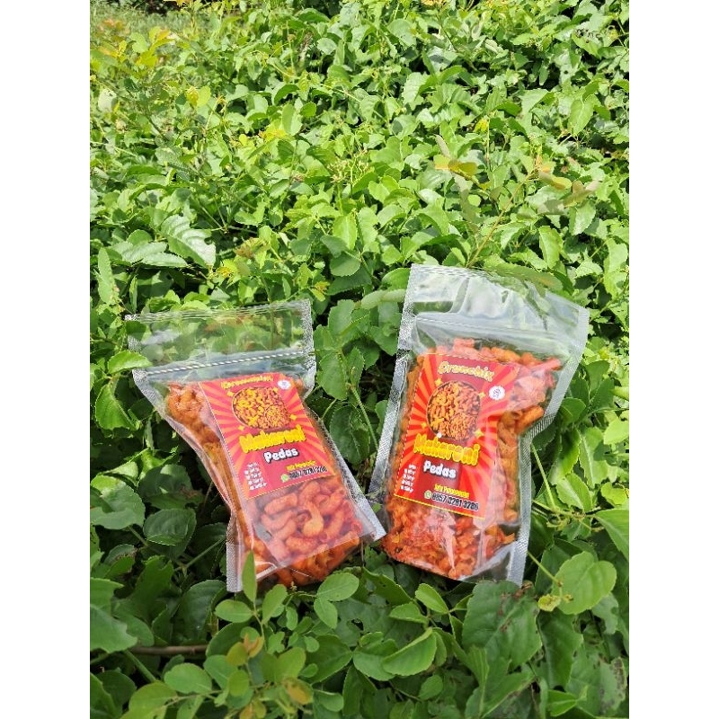 

Makaroni Bantet Renyah Pedas — Snack Kekinian Gurih Kemasan Standing Pouch 150gr