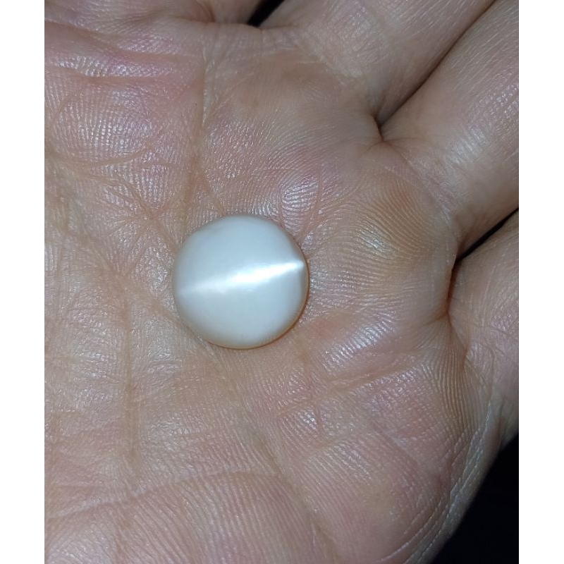 Natural moonstone cat eye