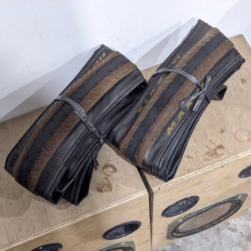 ban maxxis detonator 26 x150