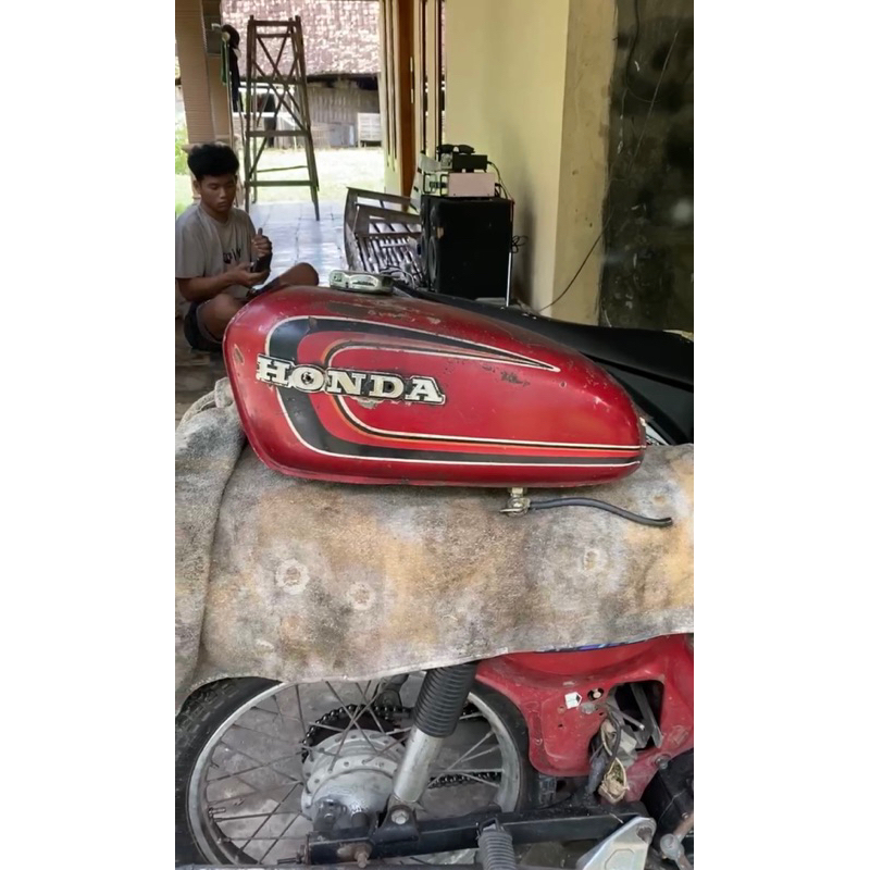 tangki ori cb 125 tahun 76