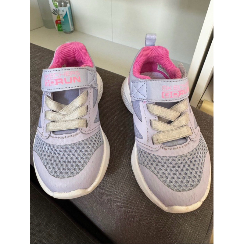 PRELOVED Sepatu skechers anak type GoRun ORI
