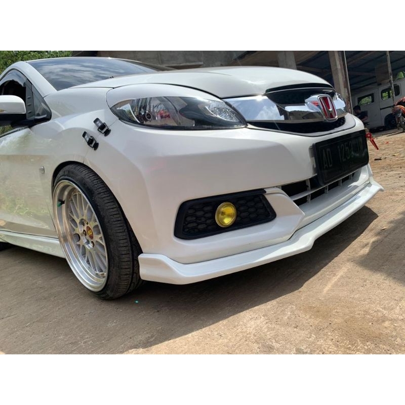 Front lips Mobilio e