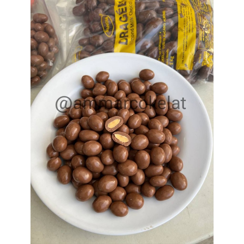 

Coklat Scandia Almond
