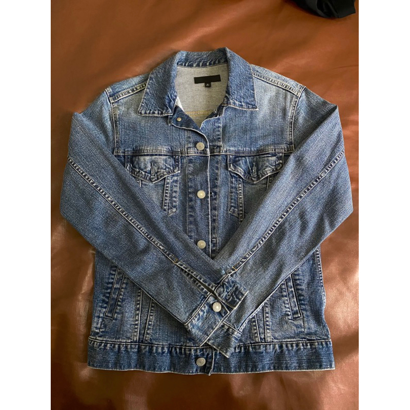 Trucker Jacket Uniqlo + Thsirt Boxy