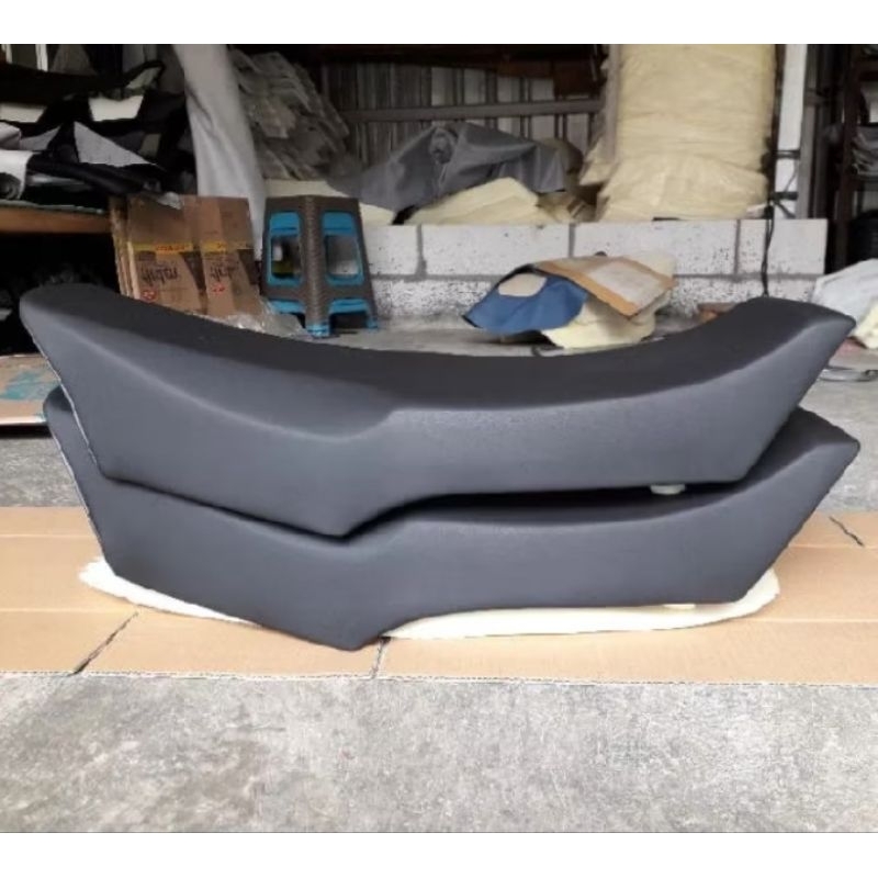 JOK PERAHU COAK PAHA RX KING KULIT HITAM POLOS HALUS - JOK RX KING PERAHU COAK PAHA MAJESTA