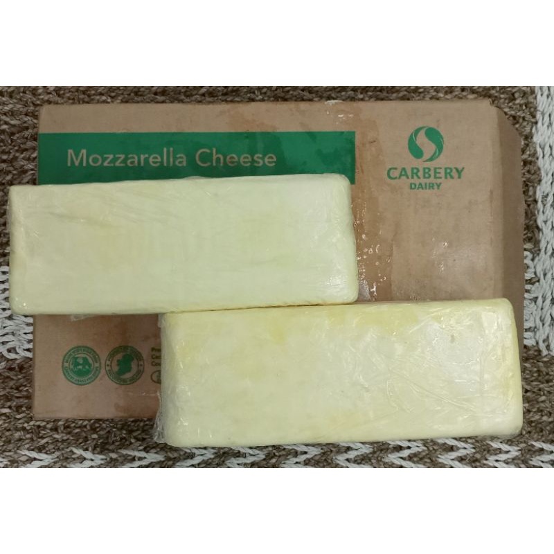 

Keju Mozzarella 2.5kg Eurial/ Beston / Arla Mozza Moza Mozarela