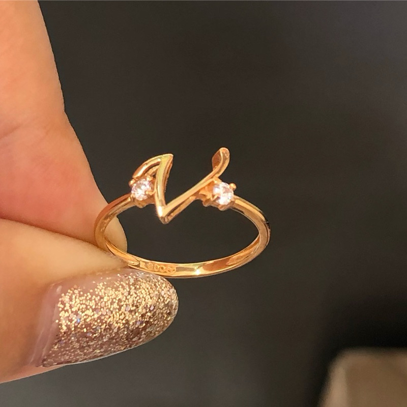 X3- CINCIN HURUF V 0.9GR KADAR 300 UKURAN 12