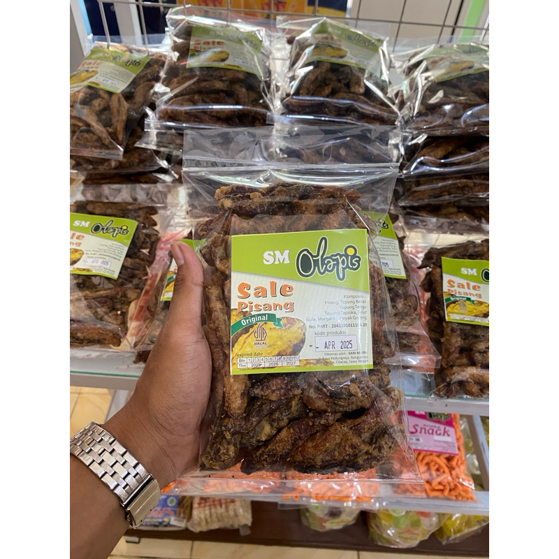 

(Oleholeh.id) Sale manis unyil makanan khas Cilacap
