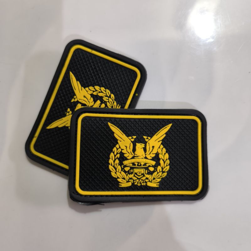 patch rubber logo tni au kotak dasar hitam tempelan emblem aksesoris karet