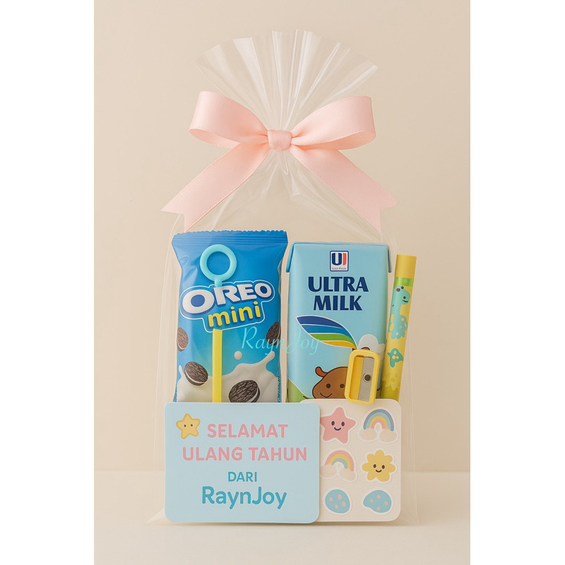 

Hampers Ulang Tahun Anak Snack & Mainan Lucu | Kado Anak Mini Box Unisex by RaynJoy