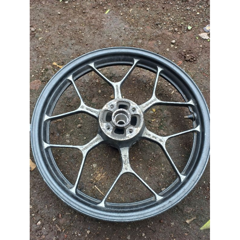 velg belakang honda sonic original