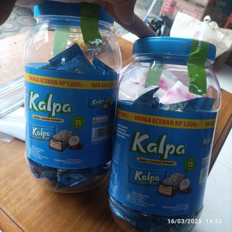 

Kalpa Jar Wafer coklat Kelapa