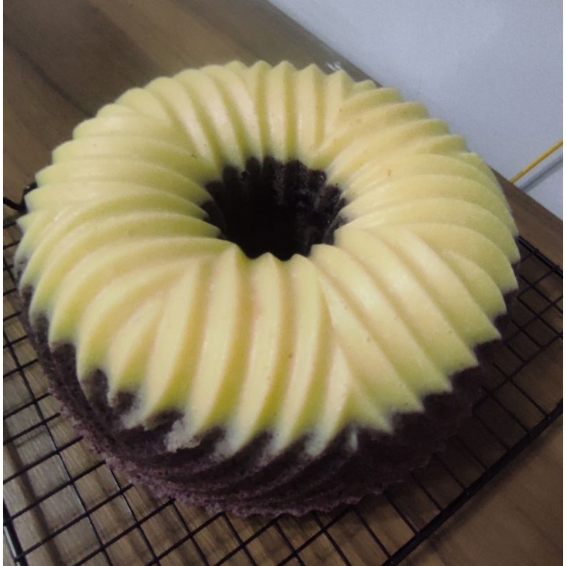 

Bolu ketan hitam with chesse