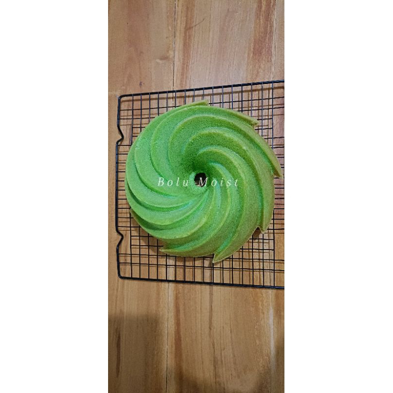 

Bolu Pandan Santan loyang Sultan/ cake pandan santan/ bolu pandan panggang