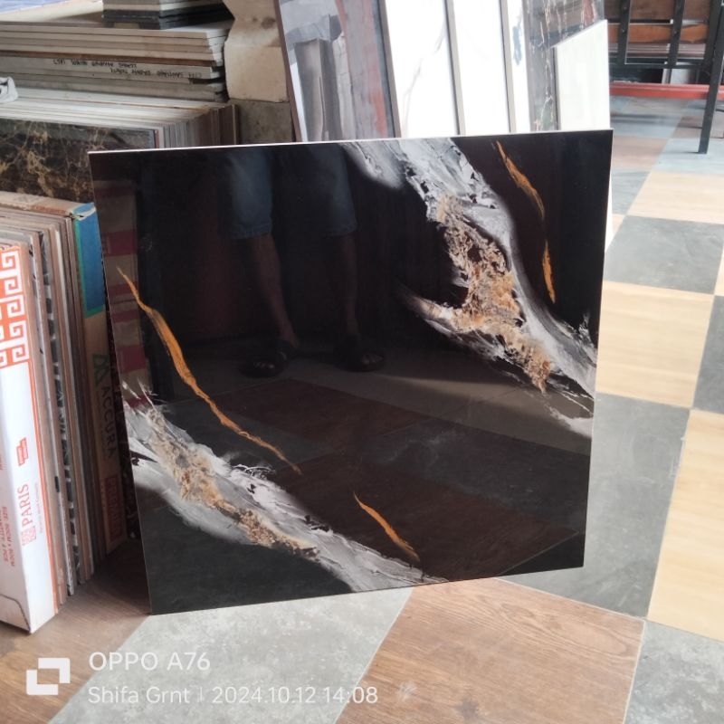 Granit lantai 60x60.Devany Black Silver/Arna Local