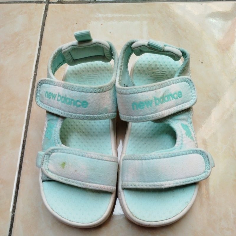preloved sandal nb anak