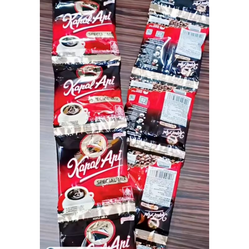 

(10 Pcs/ 1 Renteng) Kopi Kapal Api Spesial Mix 23gr