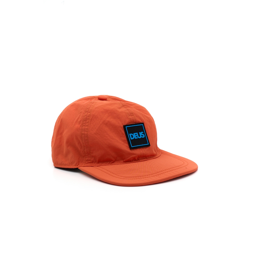 Deus Ex Machina - Elliot Cap