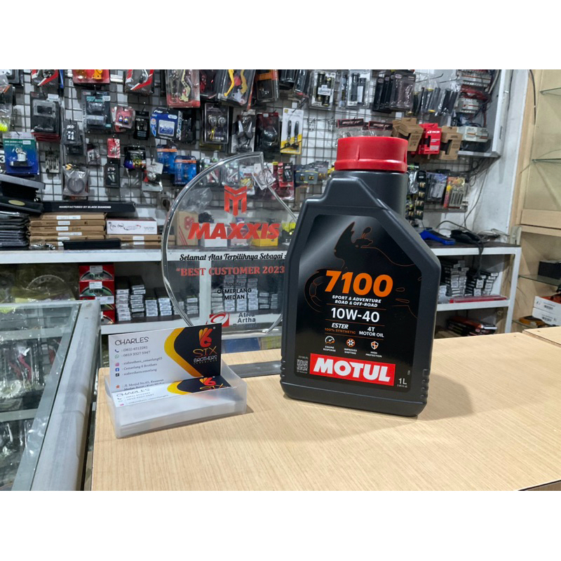 OLI MOTUL 7100 10W40 ORIGINAL