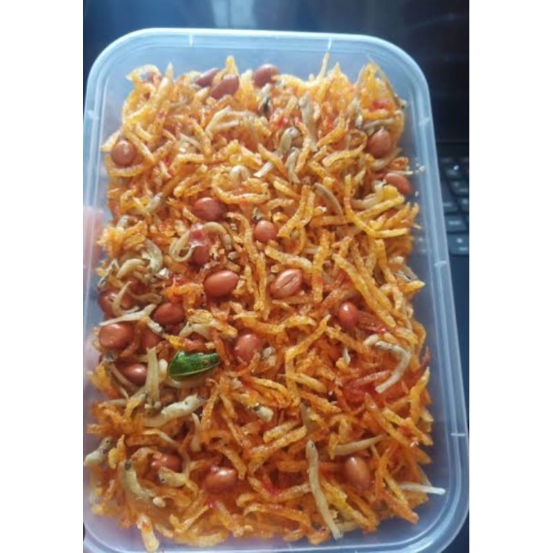 

kentang Mustofa teri kacang pedas manis gurih