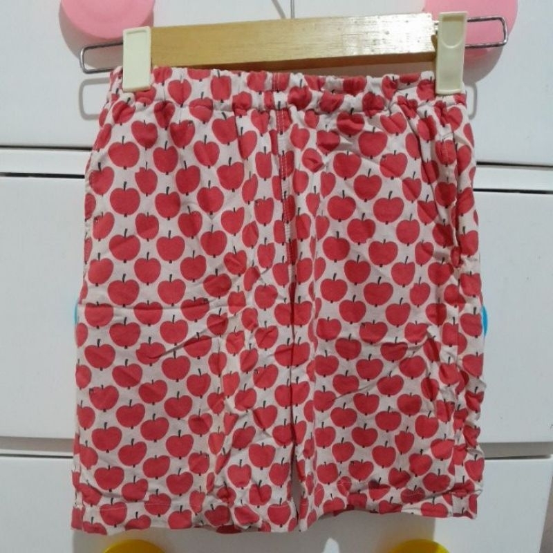 Celana Pendek Anak Perempuan UNIQLO KIDS 3 4 TAHUN