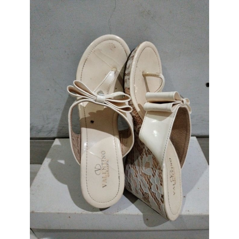 sandal wedges wanita brokat valentino
