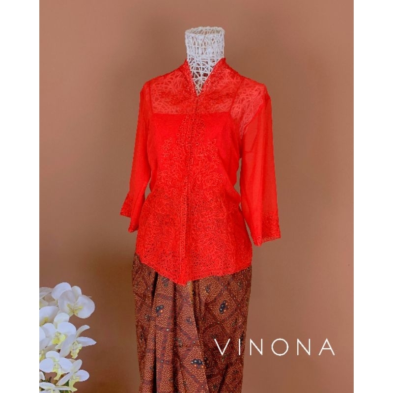 Vinona - Kebaya MR Encim - Bunga Kenanga - Merah Bold