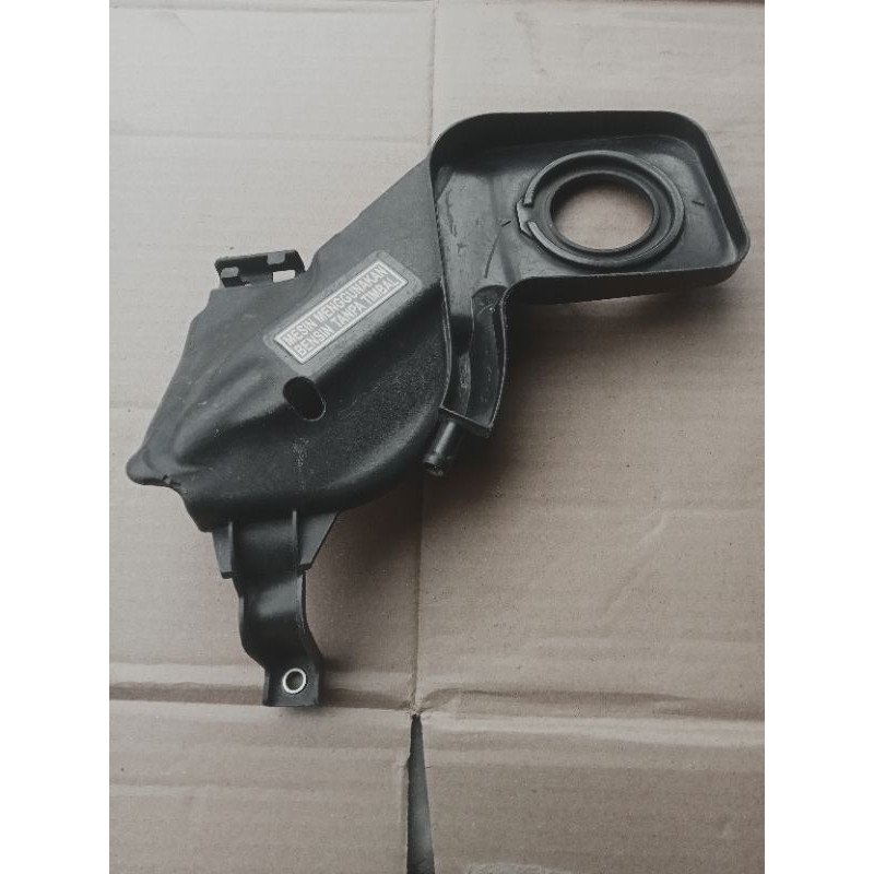 TUTUP COVER PELINDUNG TANGKI BENSIN HONDA VARIO OLD 125 ORIGINAL SEKEN