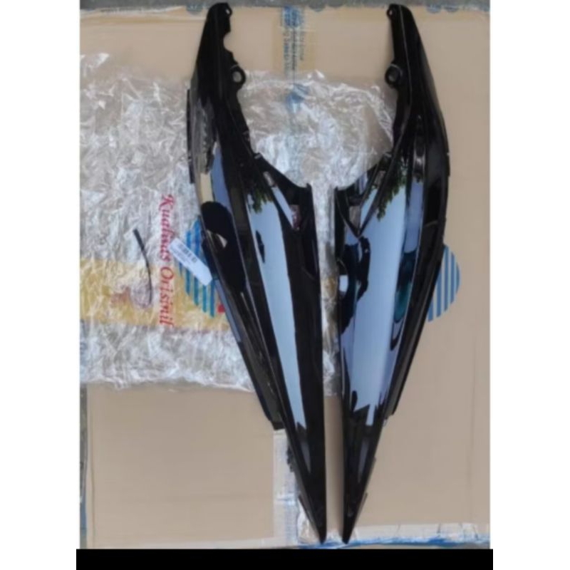 cover body revo fi/fit/revo x/body belakang kanan kiri revo fi hitam