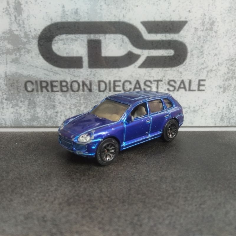 Matchbox Porsche Cayenne Turbo Loose