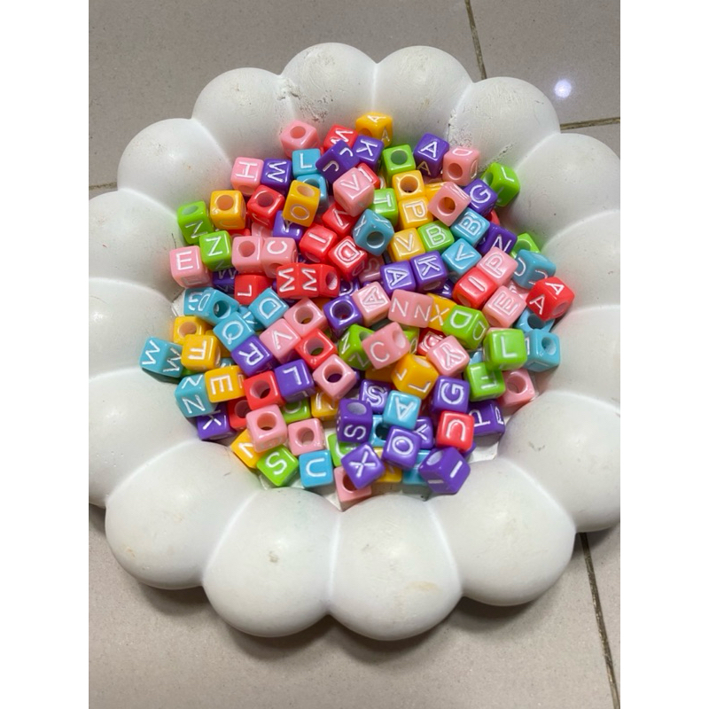 [25g] Manik Huruf Kotak Persegi 6x6