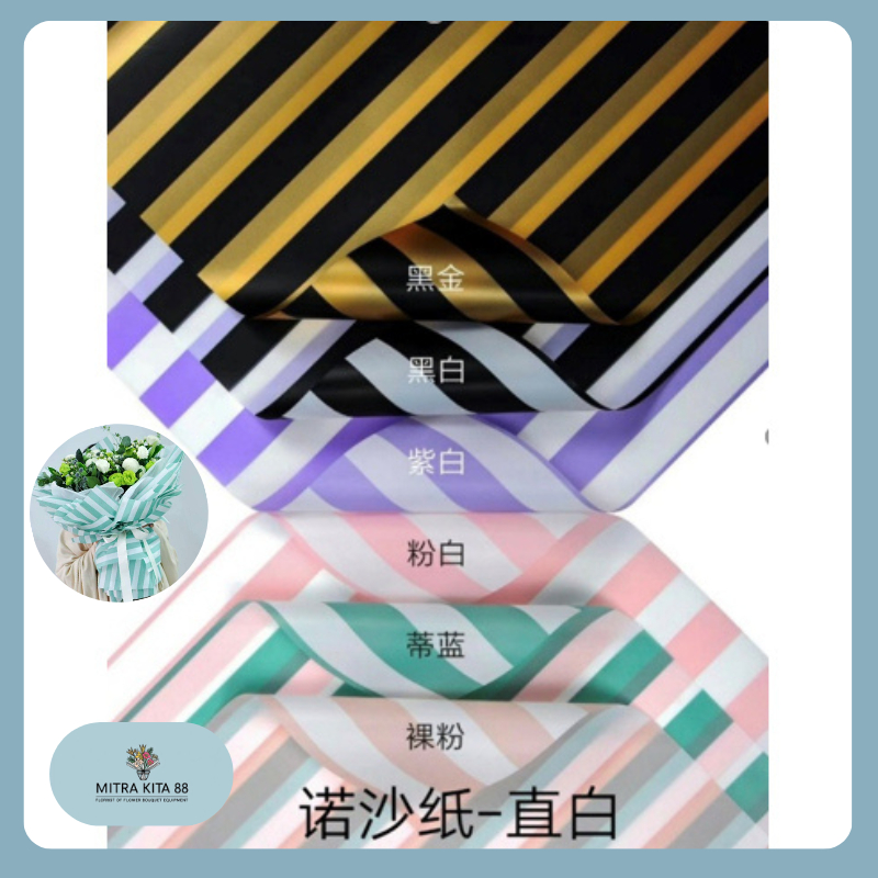 

Kertas Buket Bunga Wisuda Anniversary Romantis Gift Motif Striped Line Color Cellophane KB114