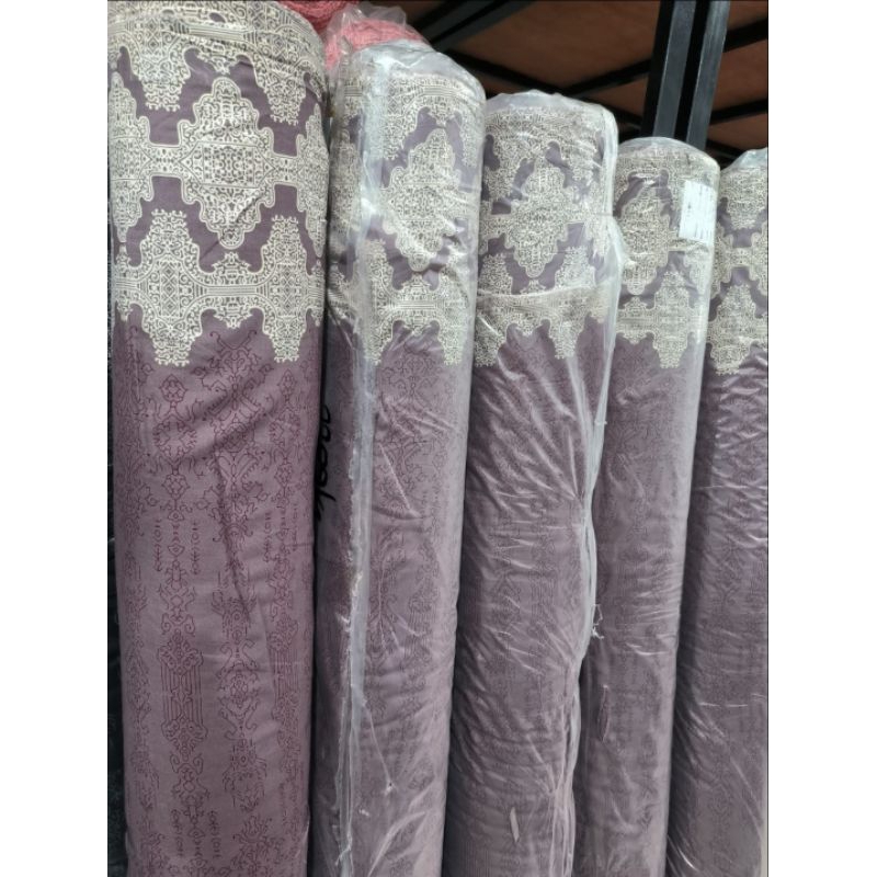 bahan katun rayon motif bunga bunga.bahan baju gamis blouae halus lembut.harga 0.5meter