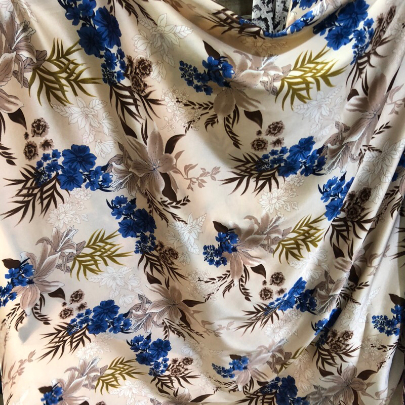 kain satin silk motif - kain satin silk motif bunga - kain satin silk motif luxury - kain satin silk