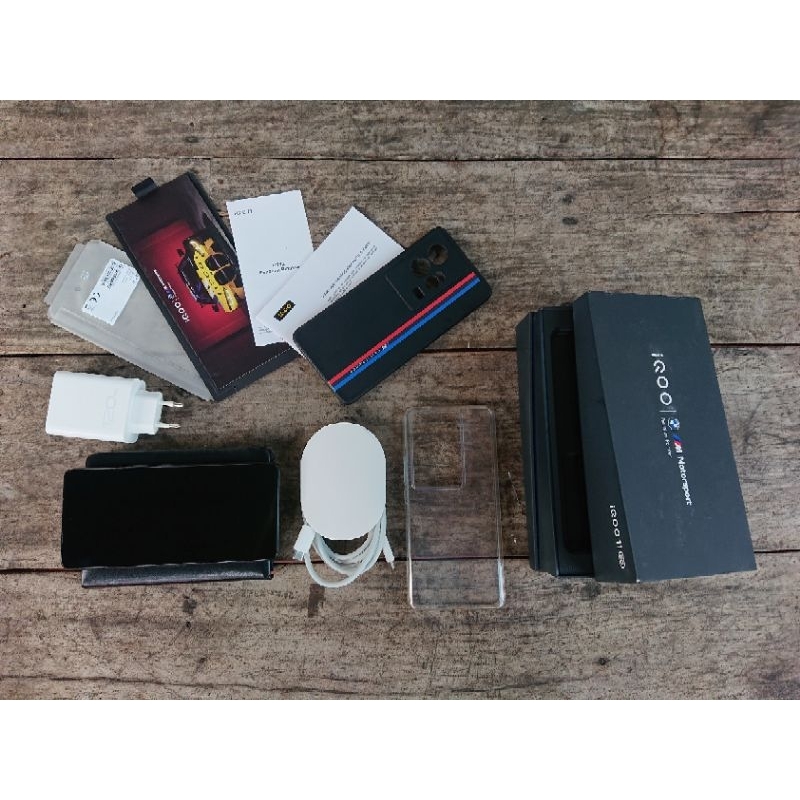 iqoo 11 | ROM 16/256 GB | Like New | Fullset | Second