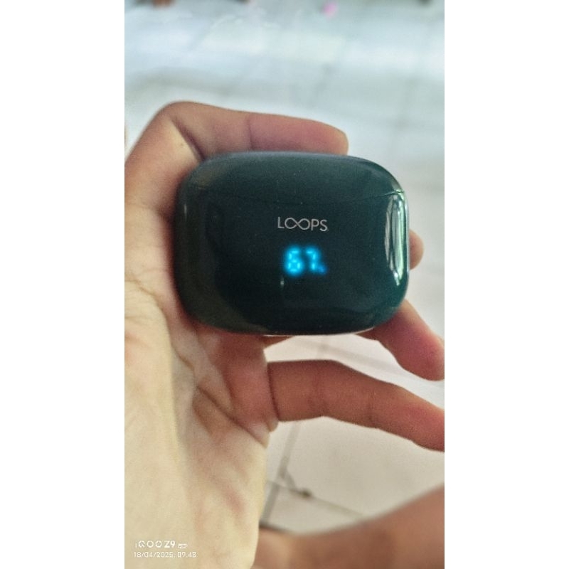 charging case loops x03