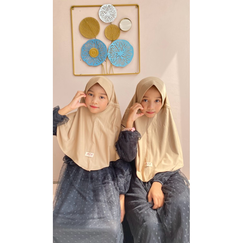 Bergo serut anak SD. Hijab jersey Bergo anak instant.
