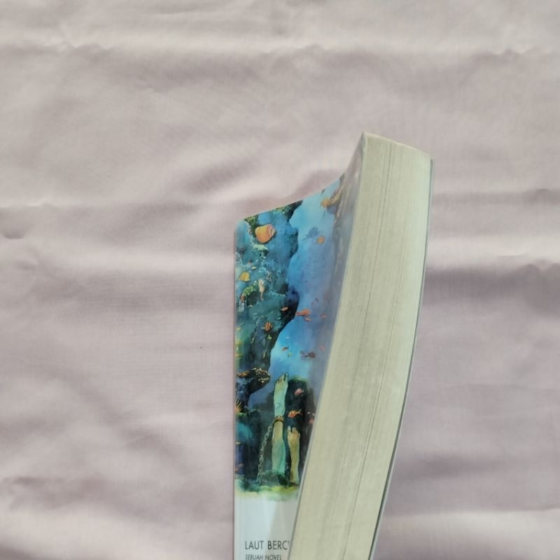 Novel Bekas 'LAUT BERCERITA' (Ori)