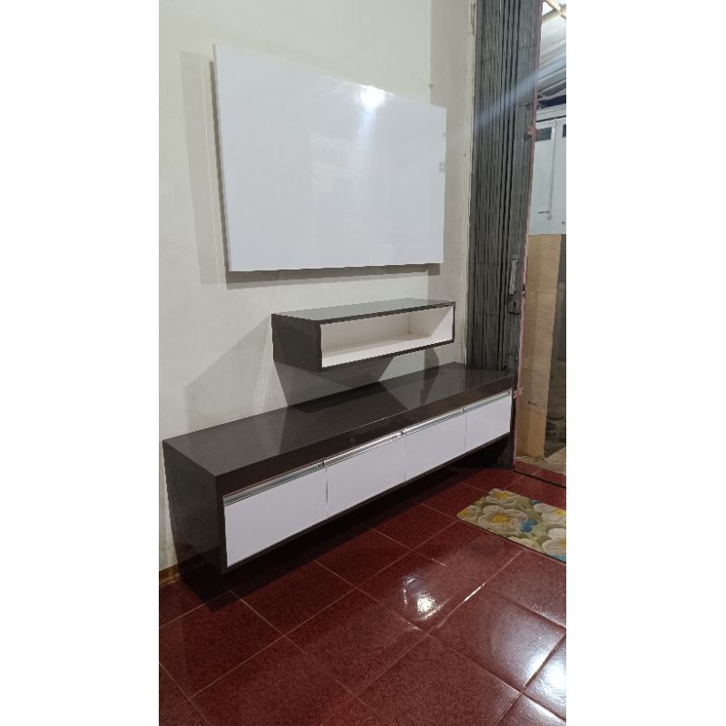 Backdrop TV Bandung siap kirim, sesuai foto.
