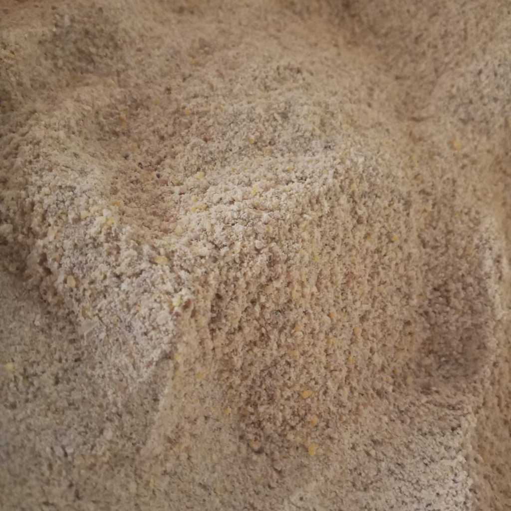 1 Kg Pur Konsentrat Halus Petelur Pedaging SINTA Pakan Kumplit Tepung Anak Ayam Negri Broiler Potong