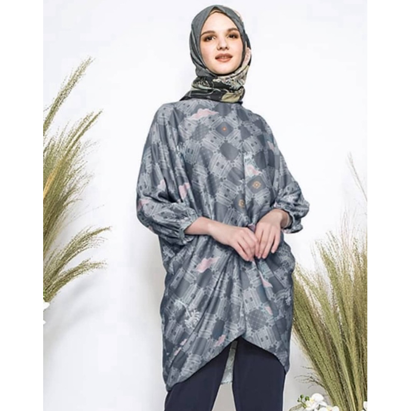 Preloved Grey Armani Ria Miranda x Cotton Ink silze L