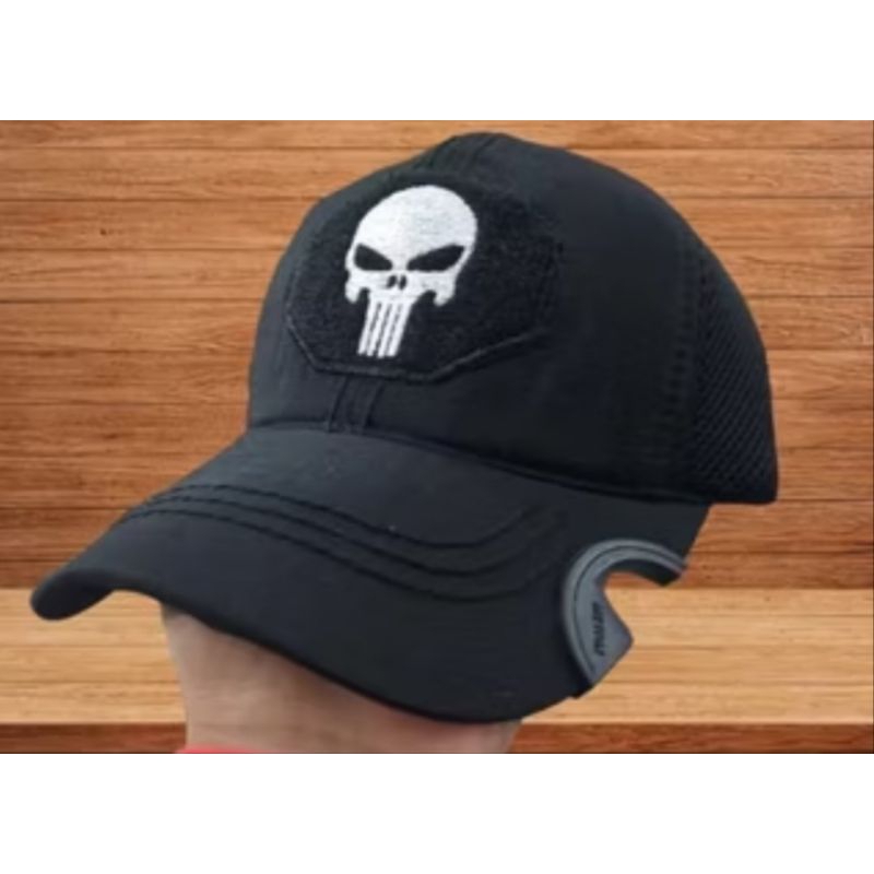 Topi coak logo tengkorak